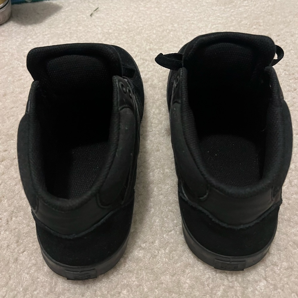 DC Men’s Mid Kalis Vulc all black M10.5 - Picture 2 of 5